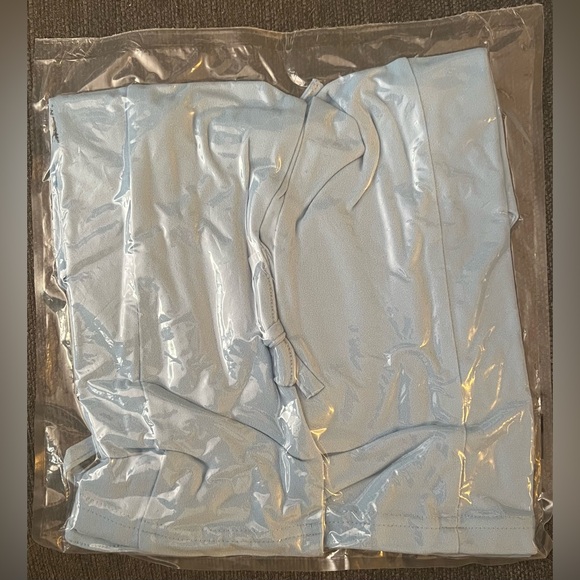 Cicy Bell Women’s Y2K Crop Bow Halter Top – Cute Backless Tie Front Shirt - NWT - Picture 6 of 7